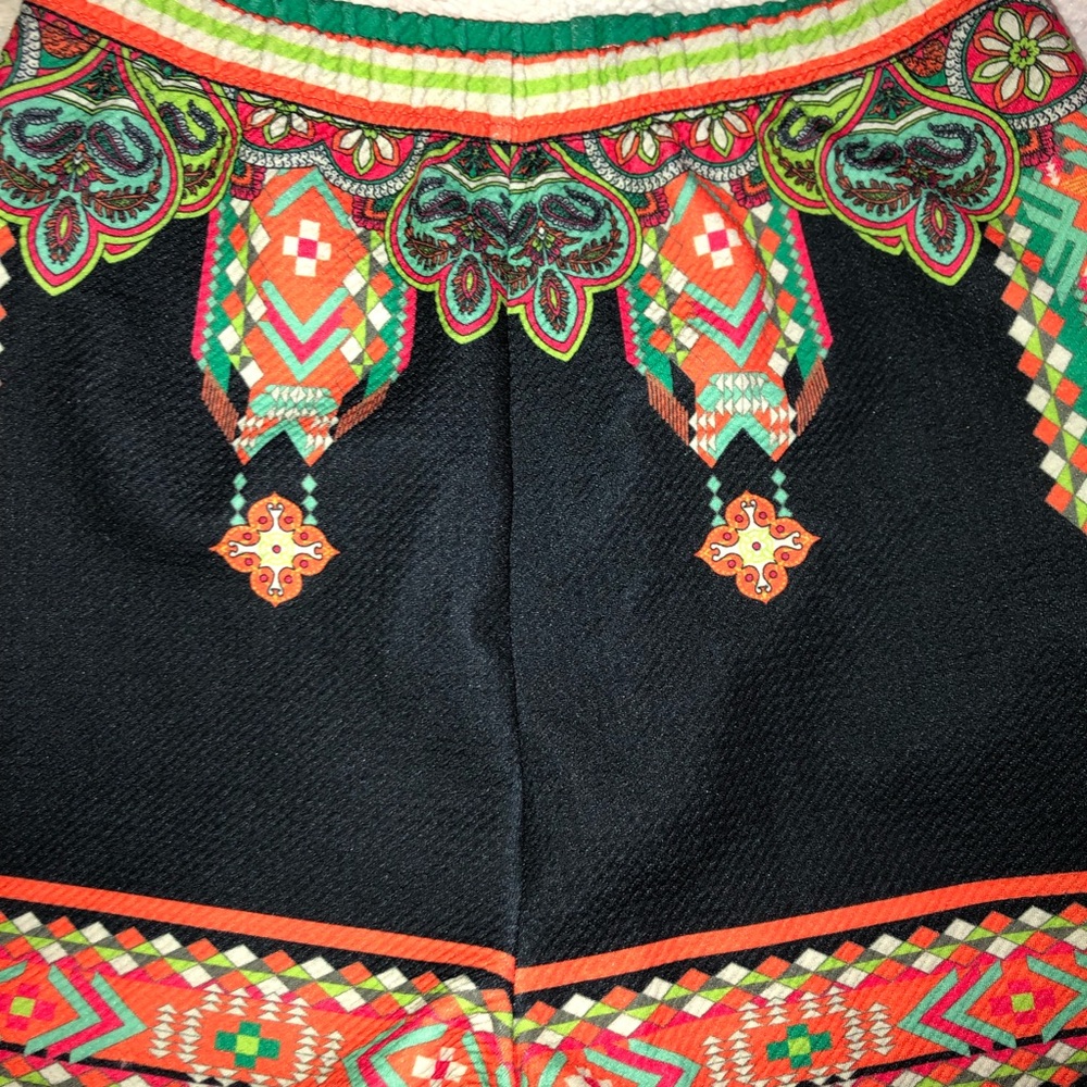 High Waisted Patterned Shorts - image 3